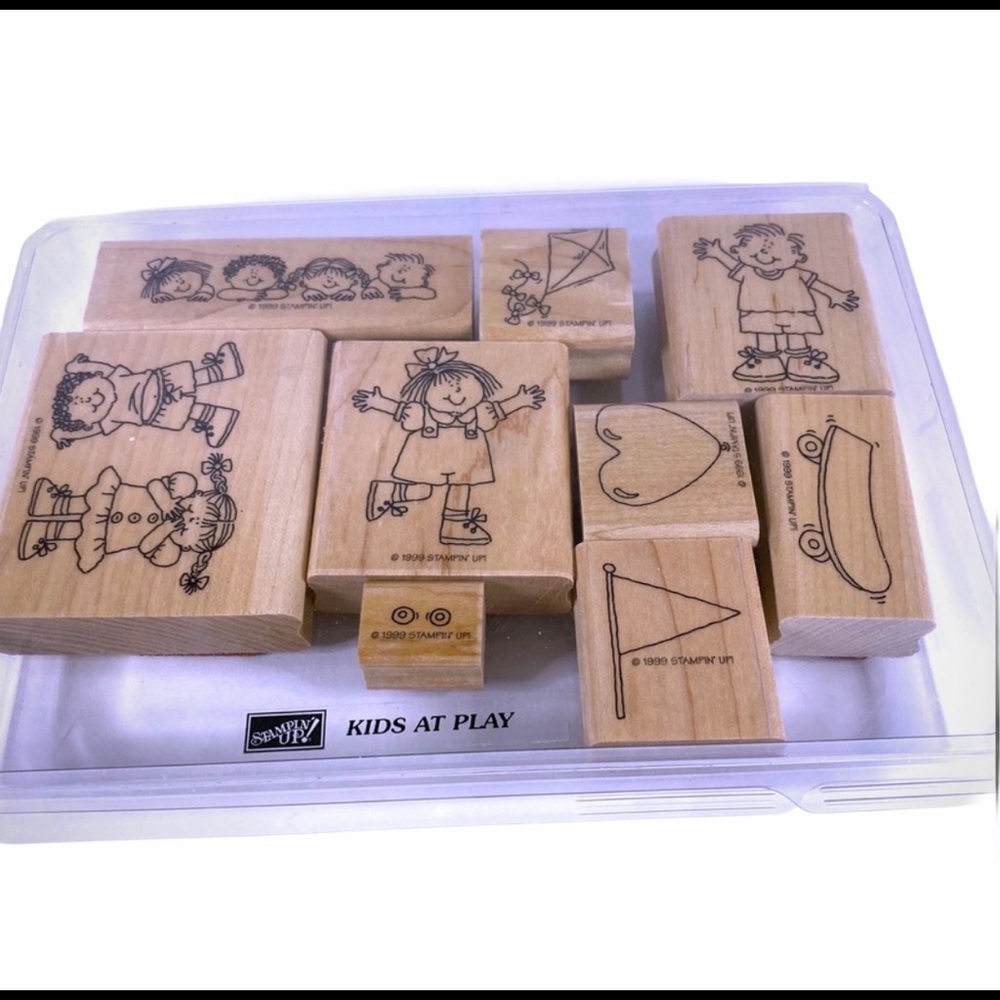 ☘️Kids At Play “Stamping Up” wooden stamp kit